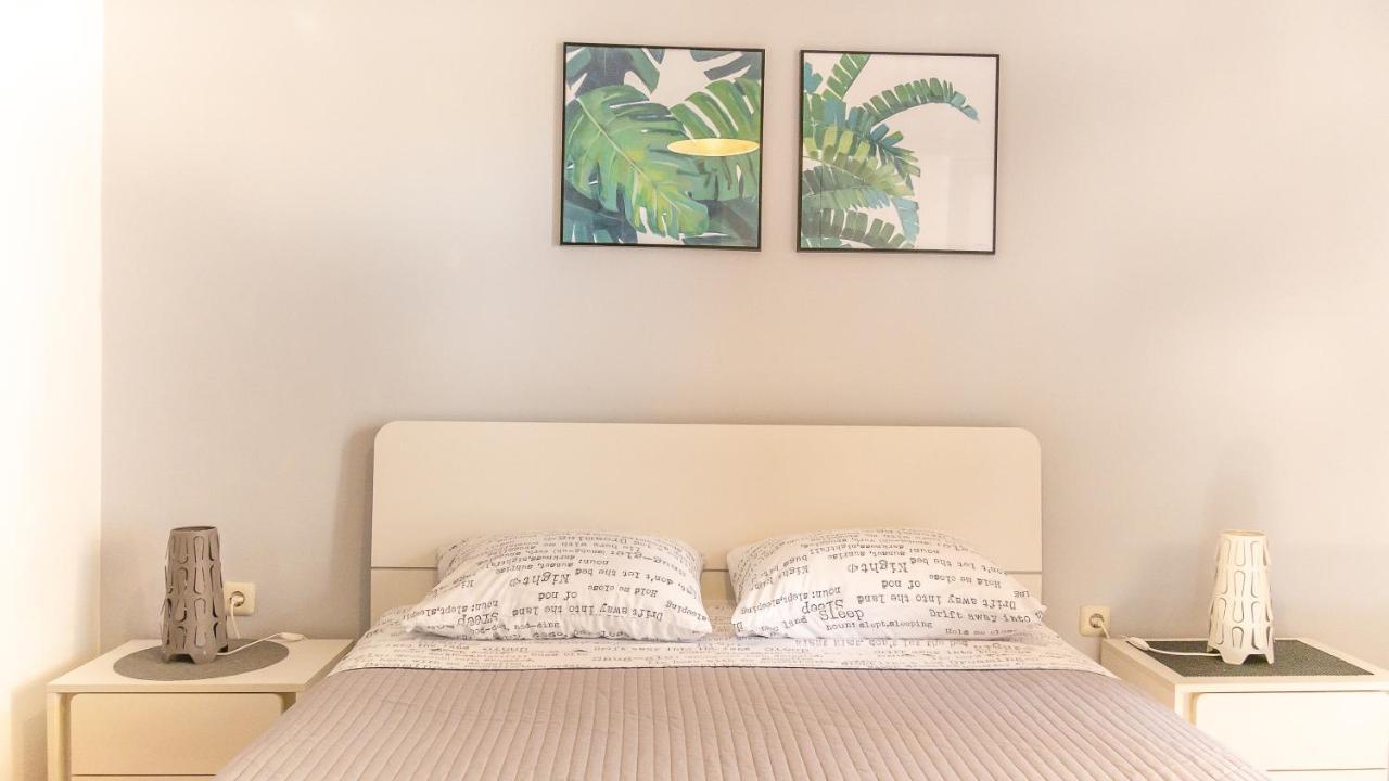 Lela 1 Apartment Бибине Екстериор снимка