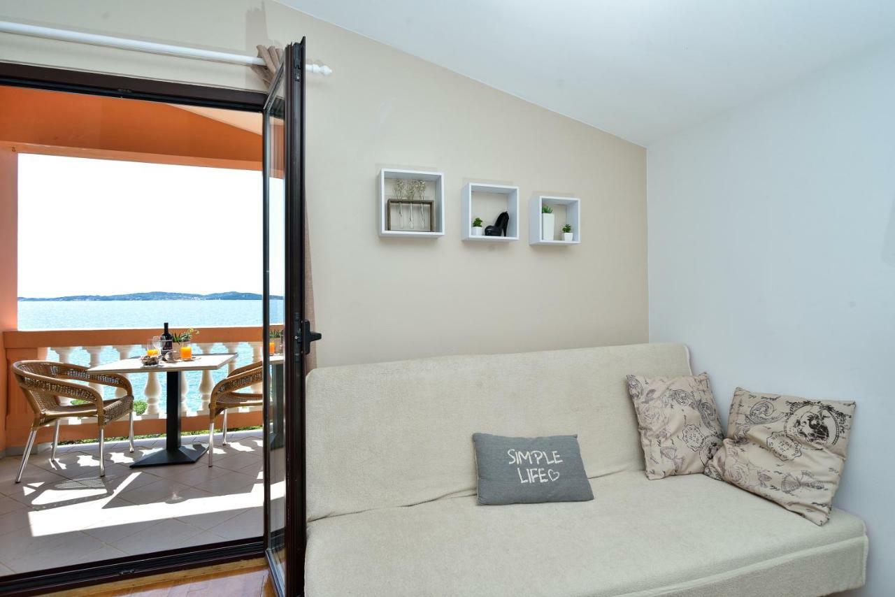 Lela 1 Apartment Бибине Екстериор снимка