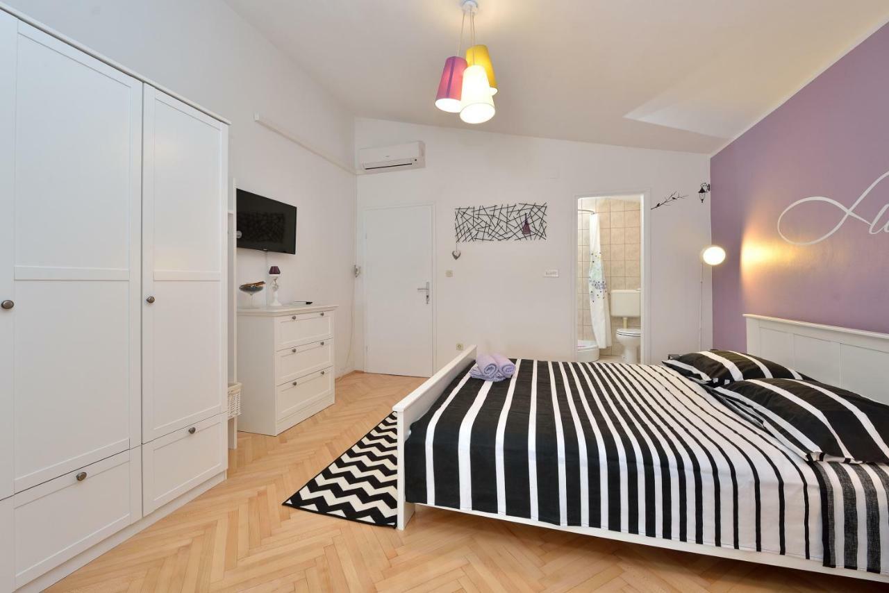 Lela 1 Apartment Бибине Екстериор снимка