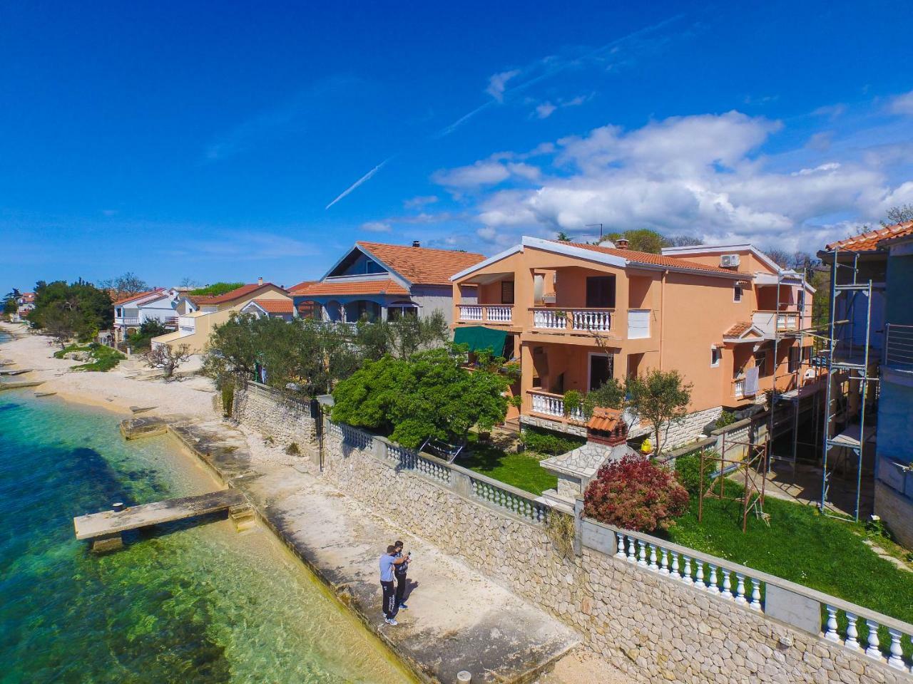 Lela 1 Apartment Бибине Екстериор снимка