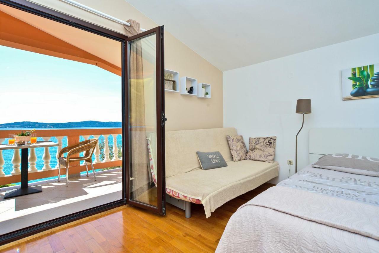 Lela 1 Apartment Бибине Екстериор снимка