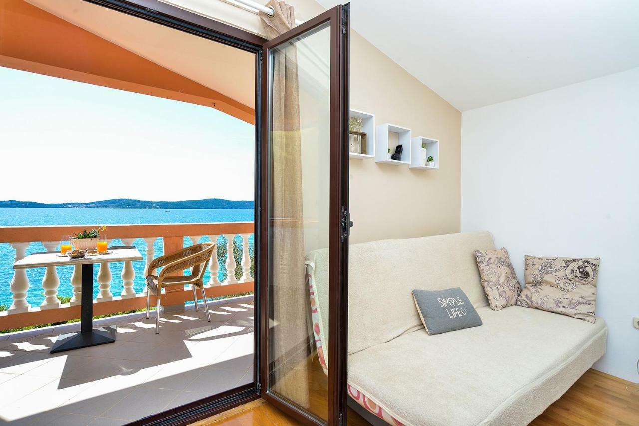 Lela 1 Apartment Бибине Екстериор снимка