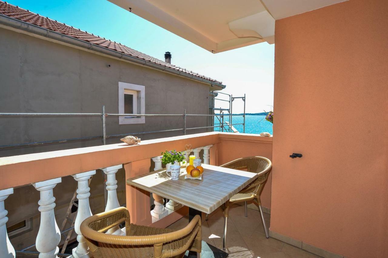 Lela 1 Apartment Бибине Екстериор снимка