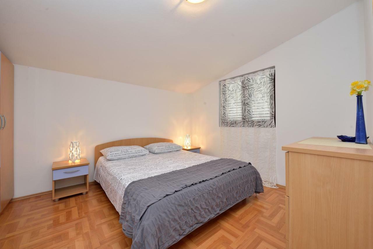 Lela 1 Apartment Бибине Екстериор снимка
